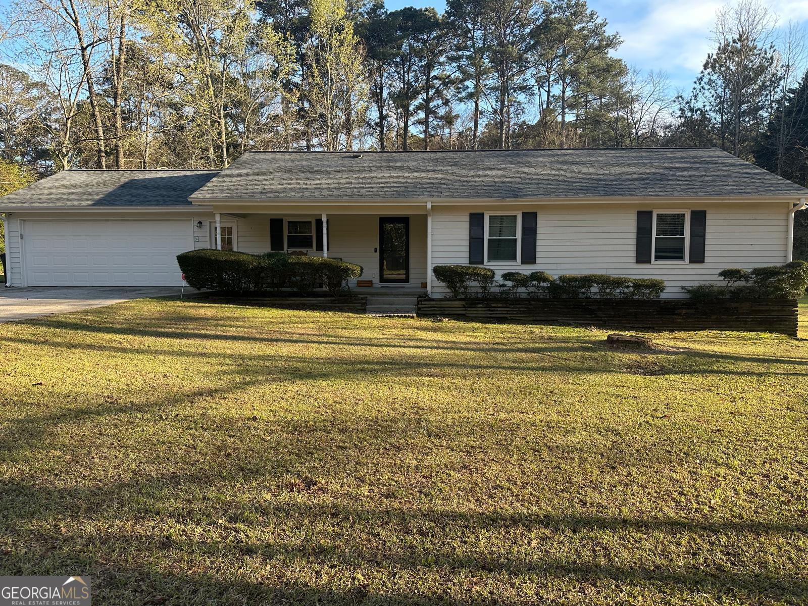 690 Kirkus Drive Se Property Photo 1
