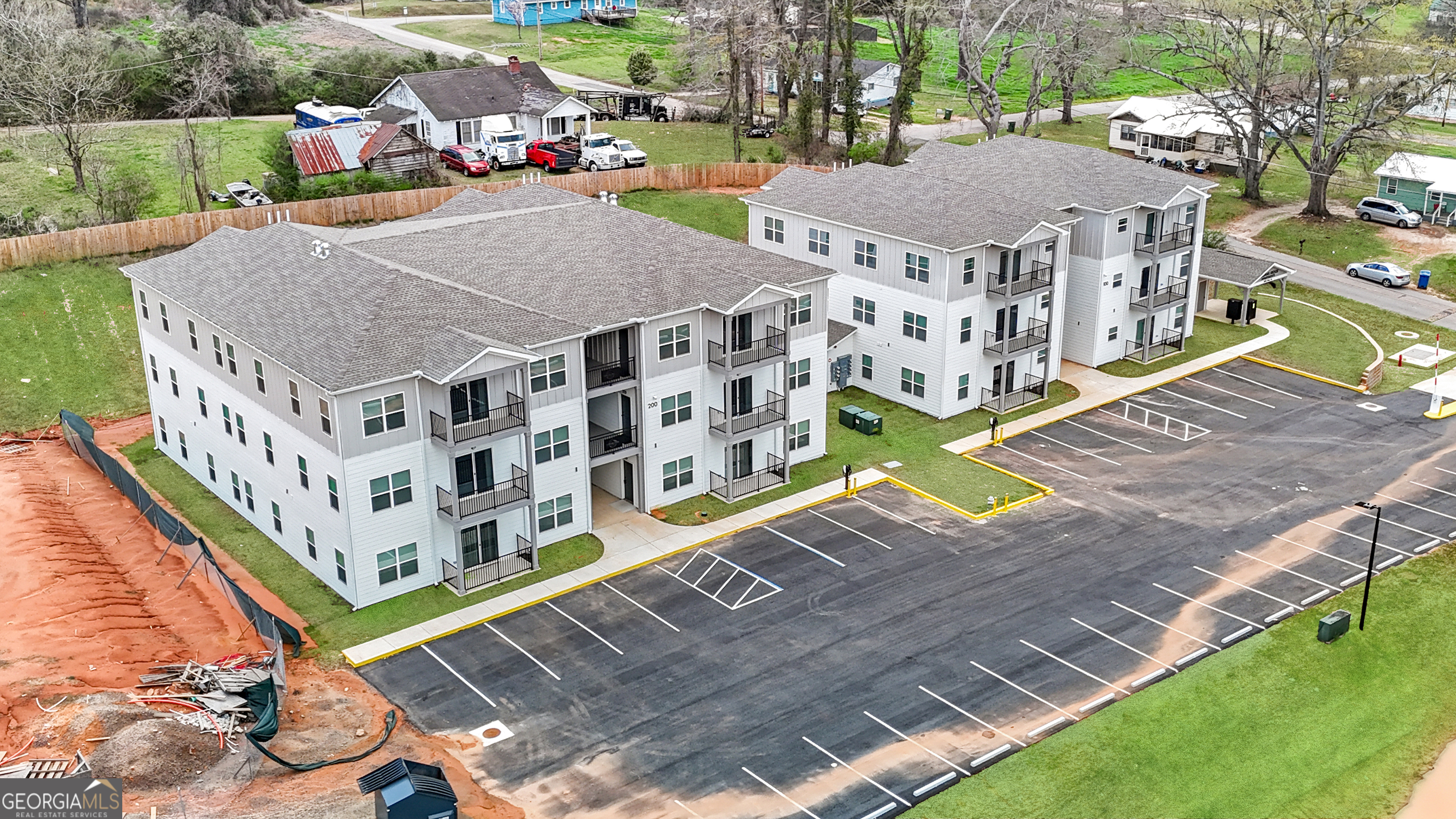 300 Elm Street Property Photo 1