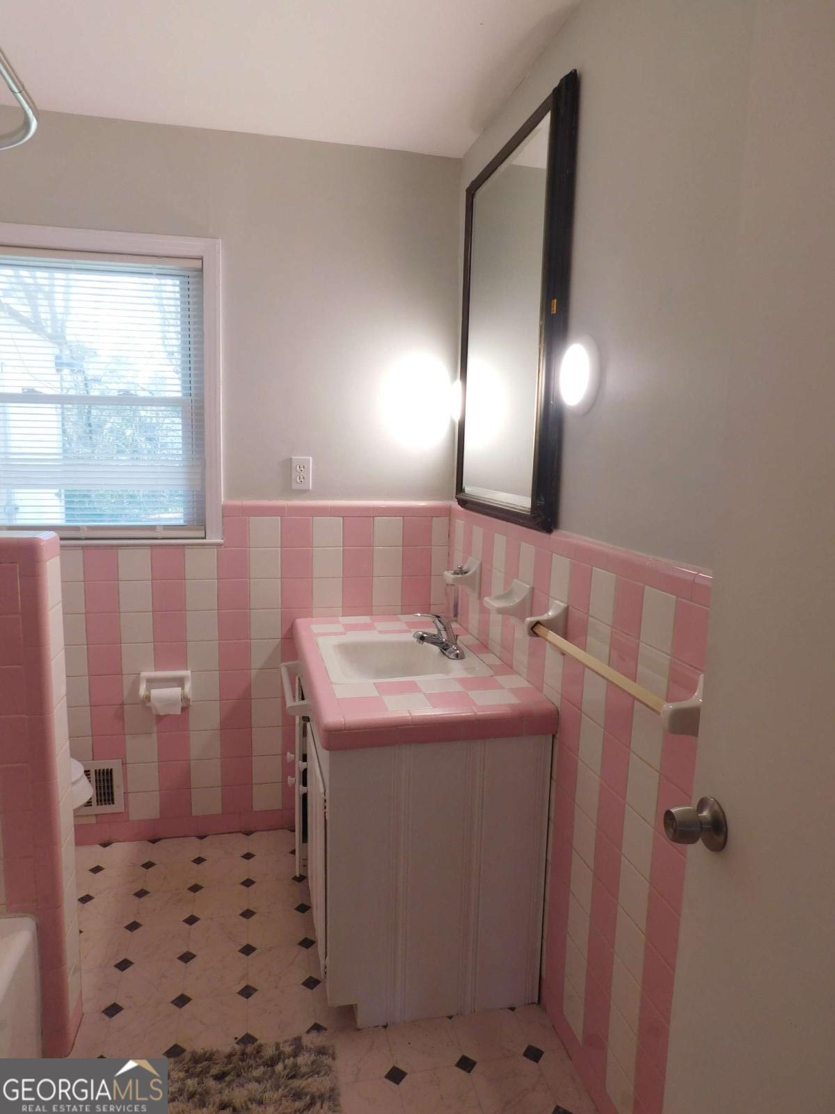 311 Bryant Road Property Photo 11