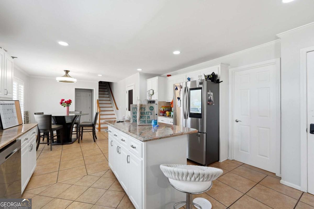 2021 Oak Branch Way Property Photo 4