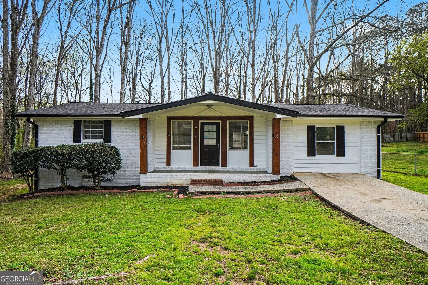 2116 Terry Lane Property Photo 1