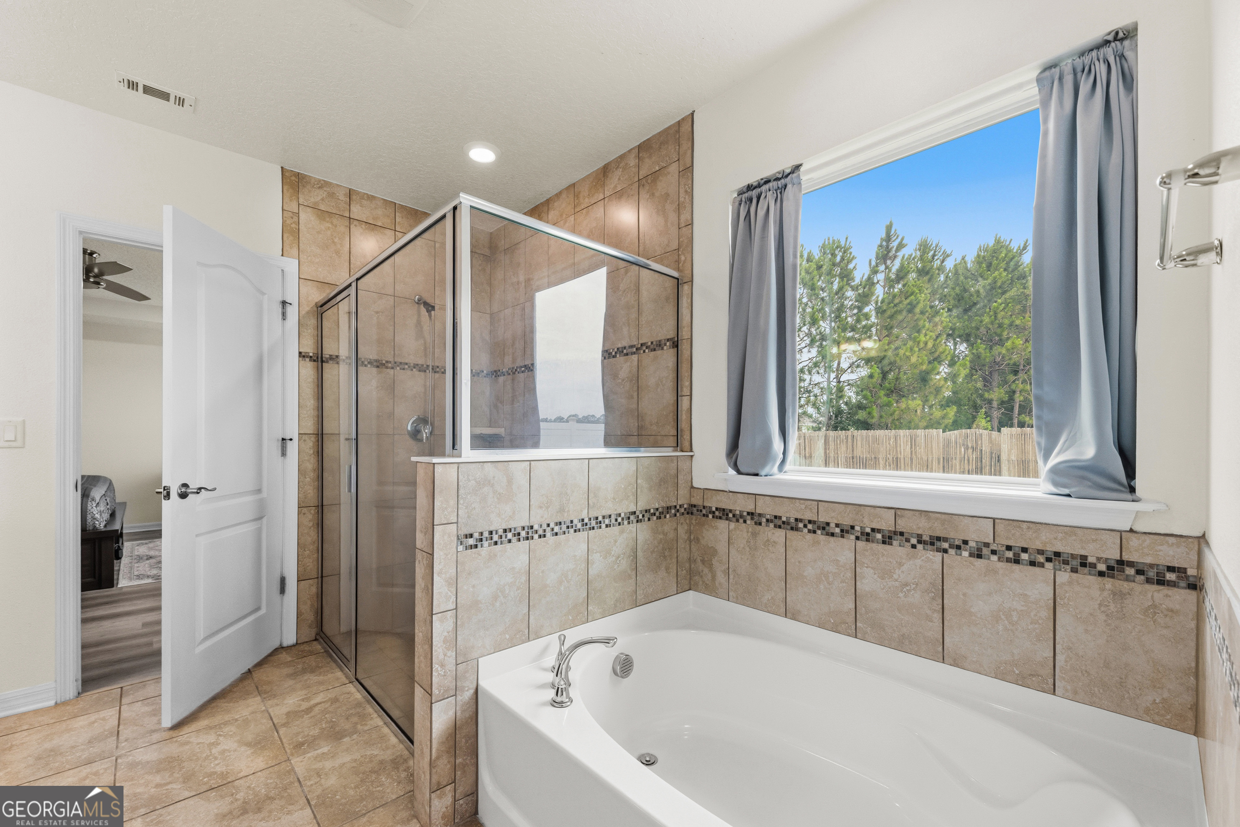135 Walnut Way Property Photo 13