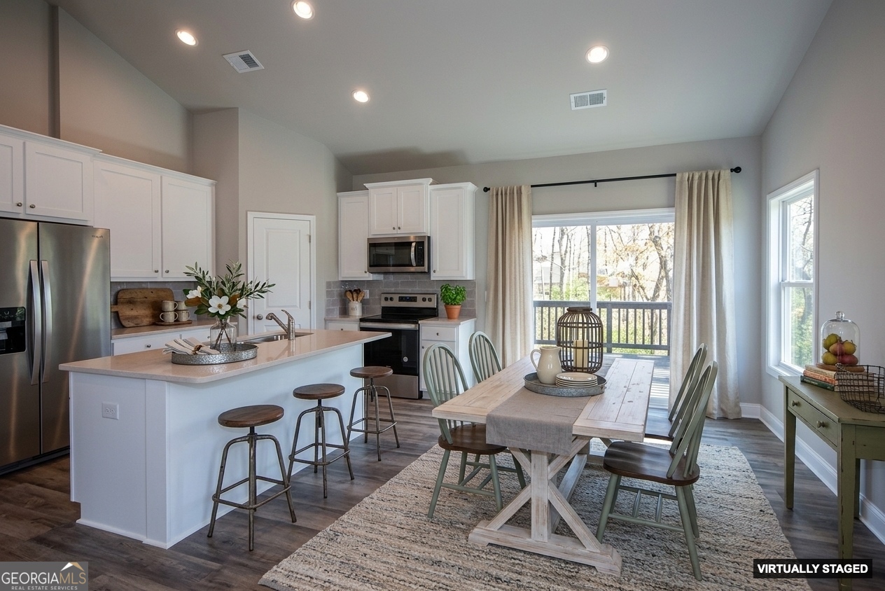 1816 Jessica Way Property Photo 25