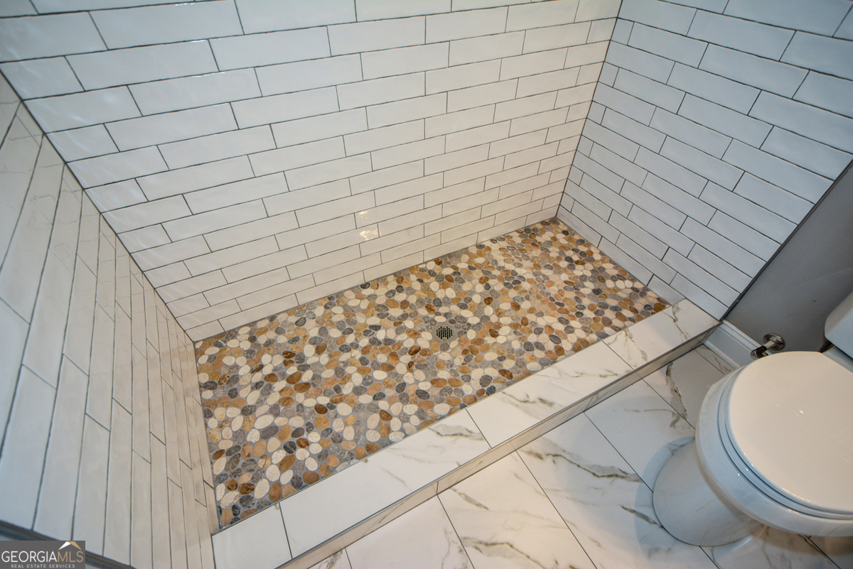 1816 Jessica Way Property Photo 46