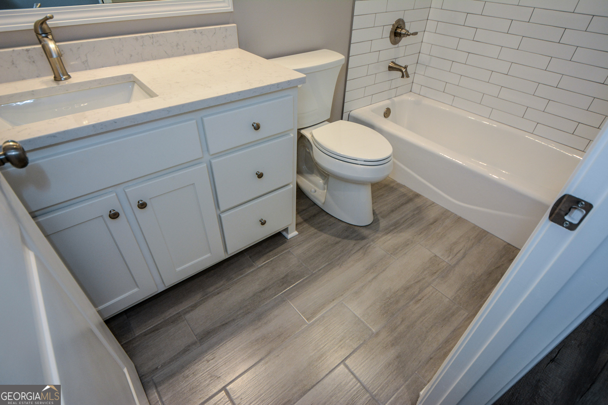 1816 Jessica Way Property Photo 54