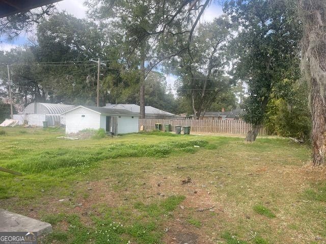 106 E Derenne Avenue Property Photo 5