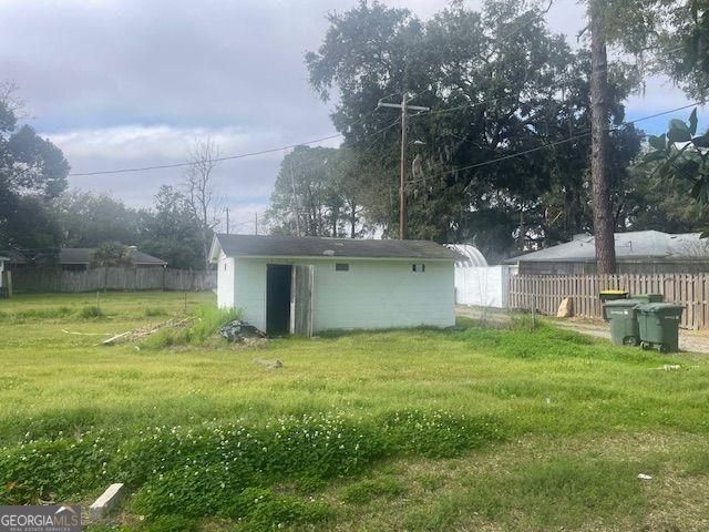 106 E Derenne Avenue Property Photo 6