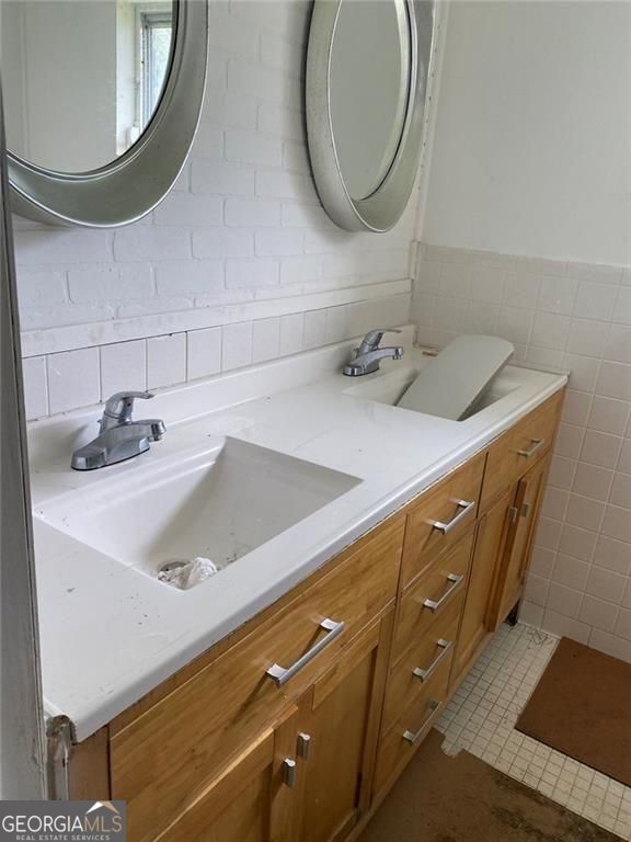 106 E Derenne Avenue Property Photo 23