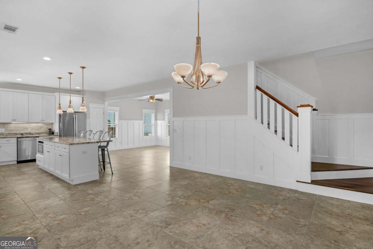 328 Windsor Road Property Photo 24