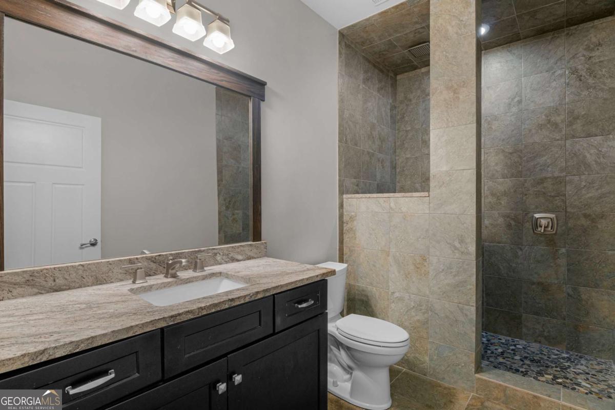 328 Windsor Road Property Photo 27