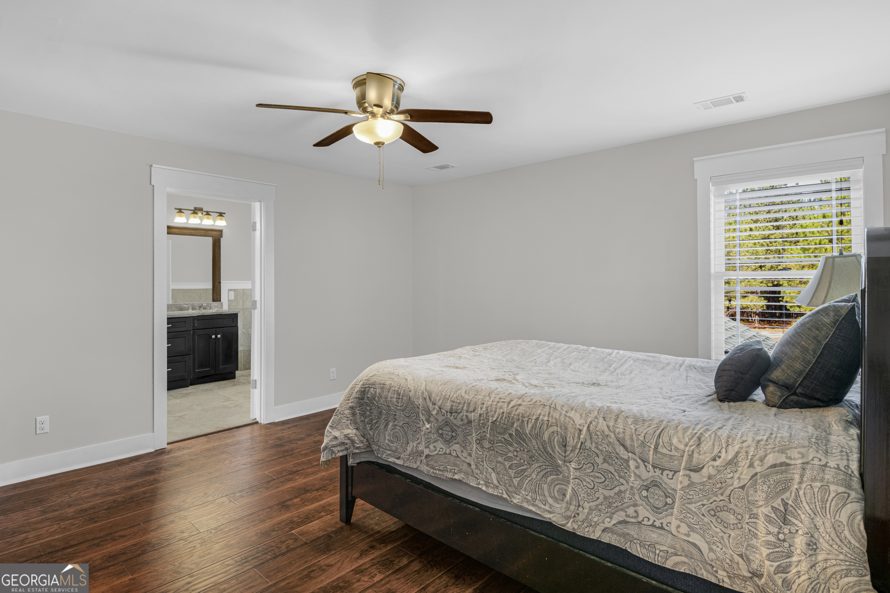 328 Windsor Road Property Photo 44