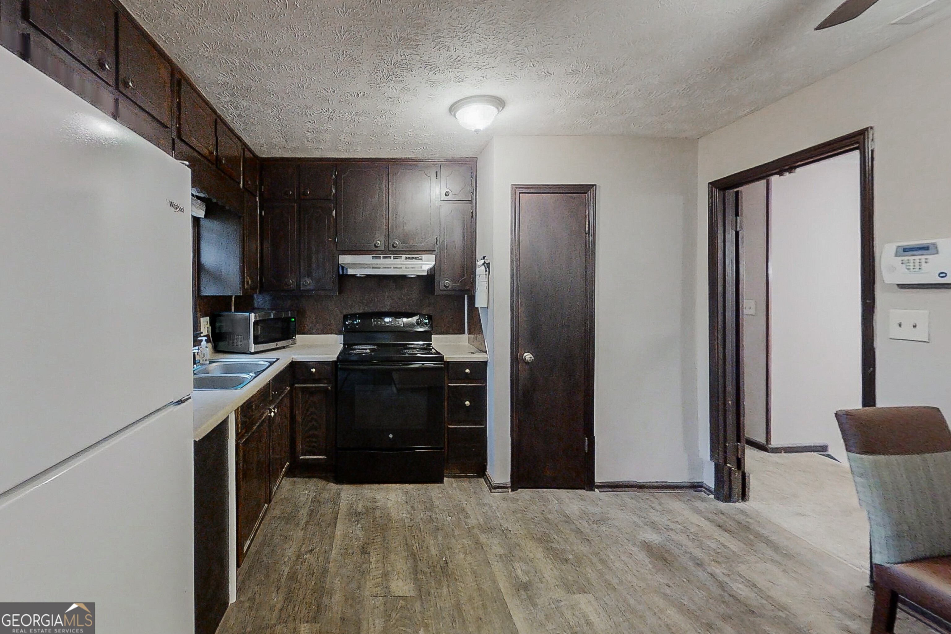 2284 Emerald Springs Drive Property Photo 4