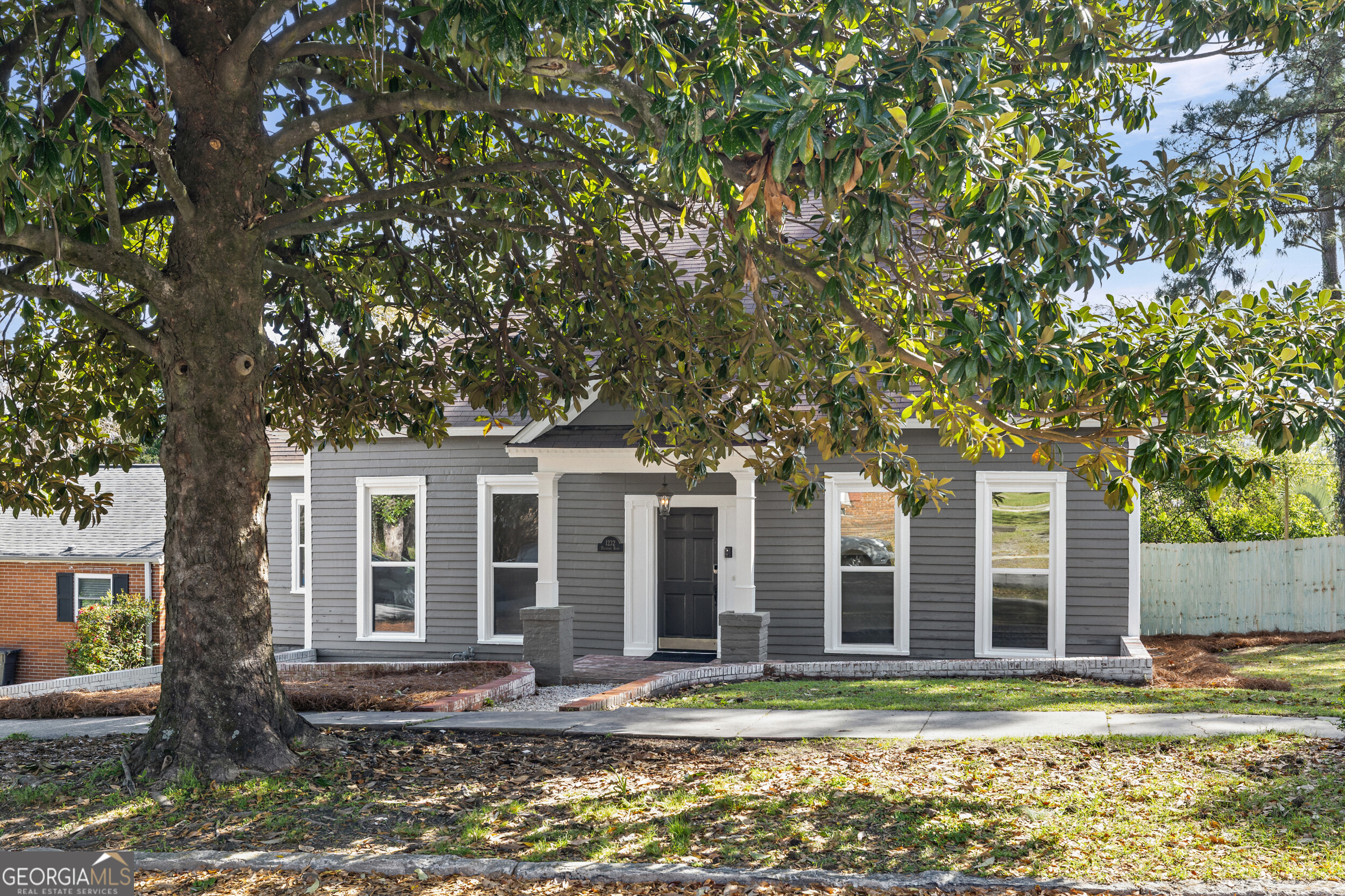 1232 Hickman Road Property Photo 1