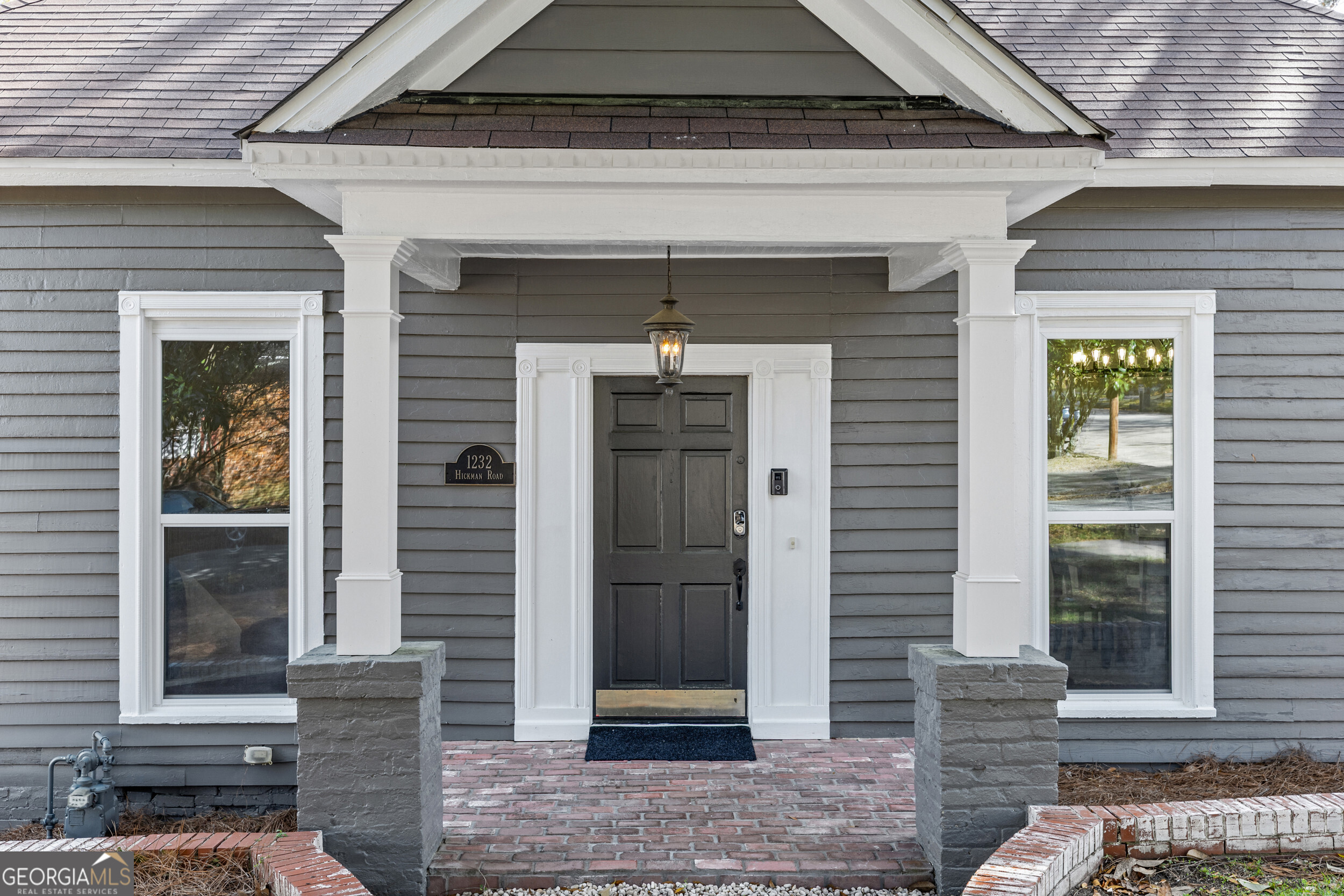 1232 Hickman Road Property Photo 3