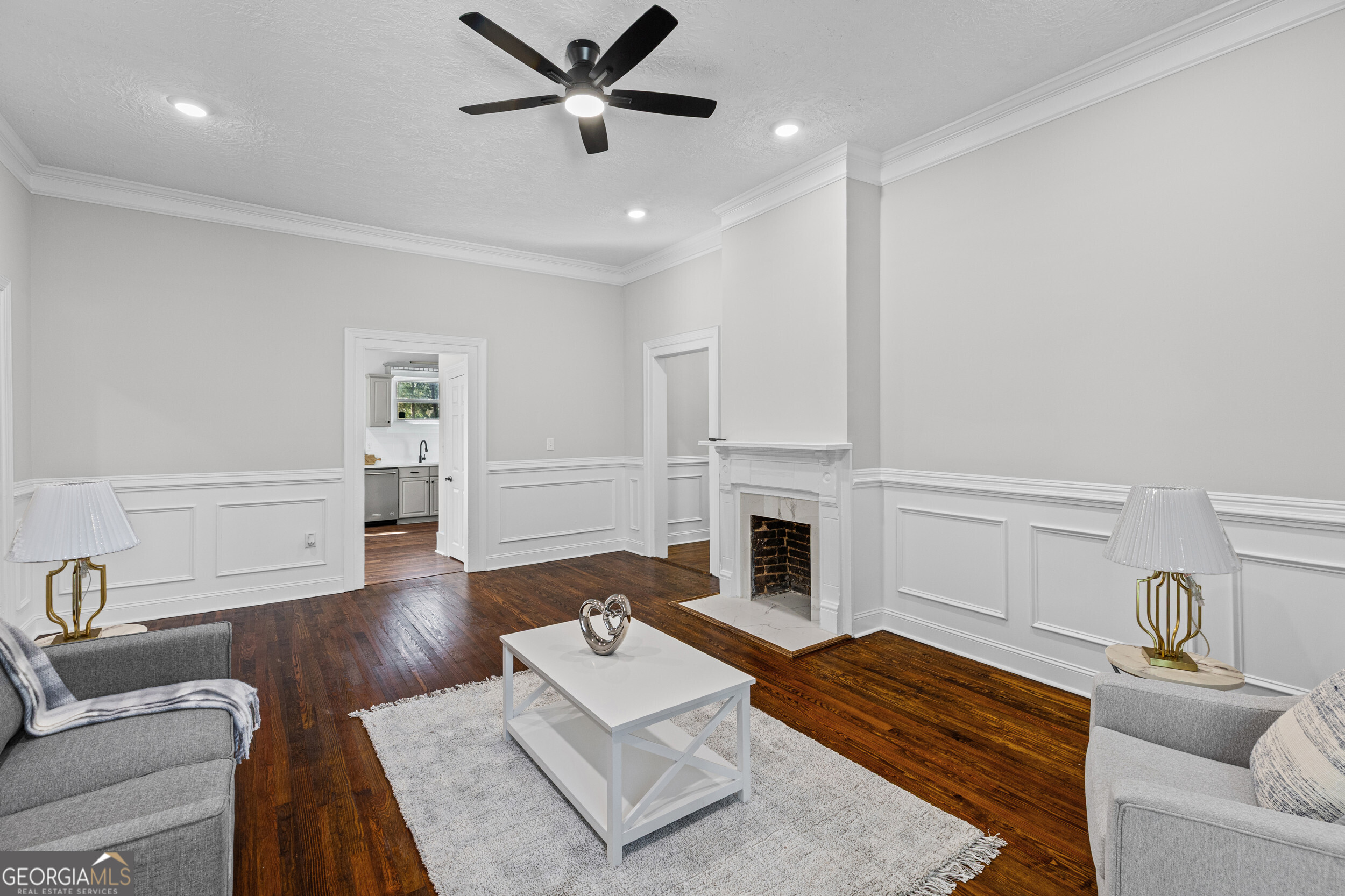 1232 Hickman Road Property Photo 14