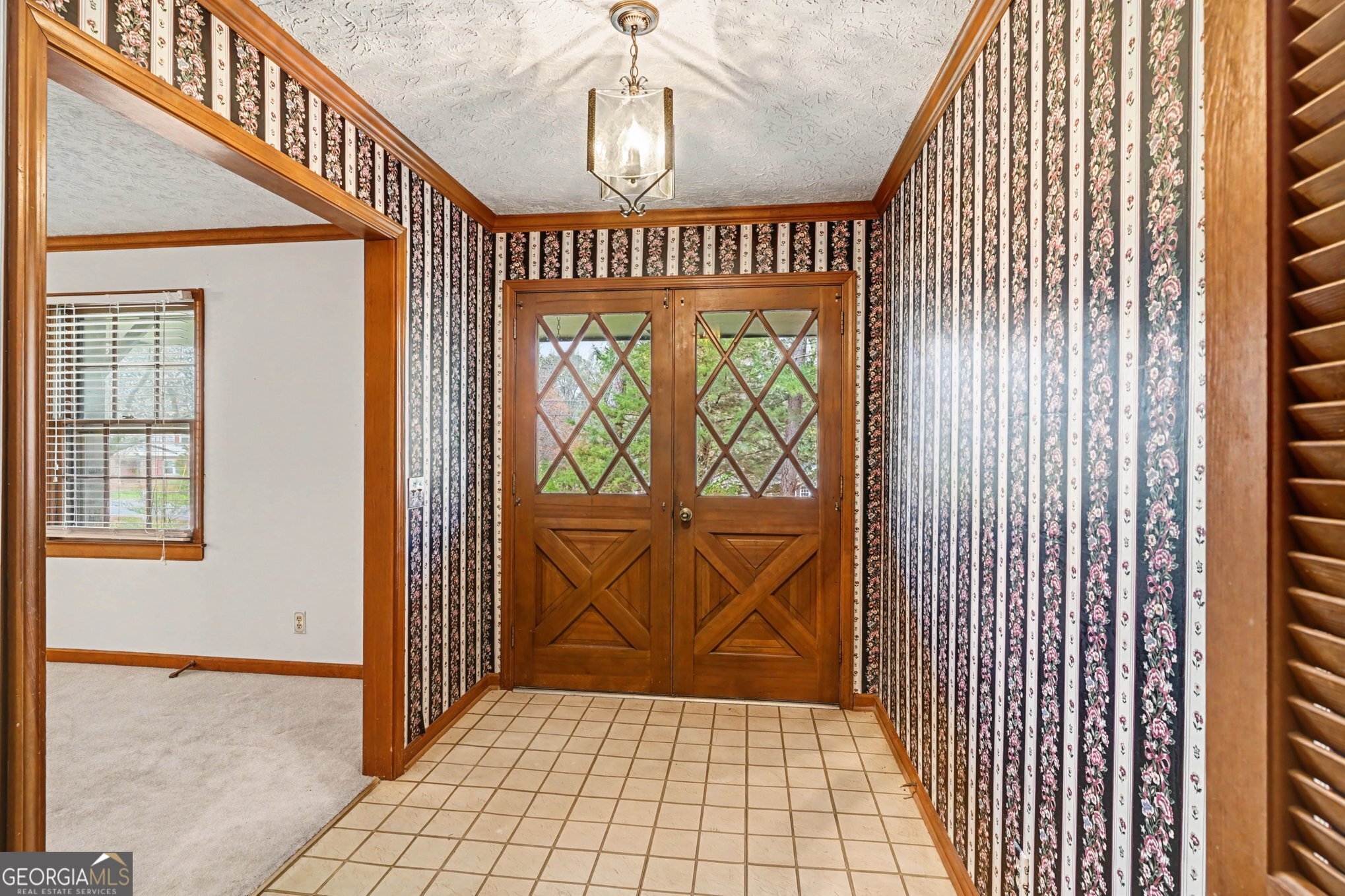 1590 Colonial South Drive Sw Property Photo 4