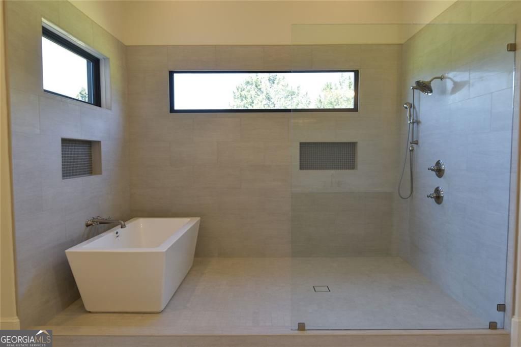 1825 Andora Court Property Photo 17