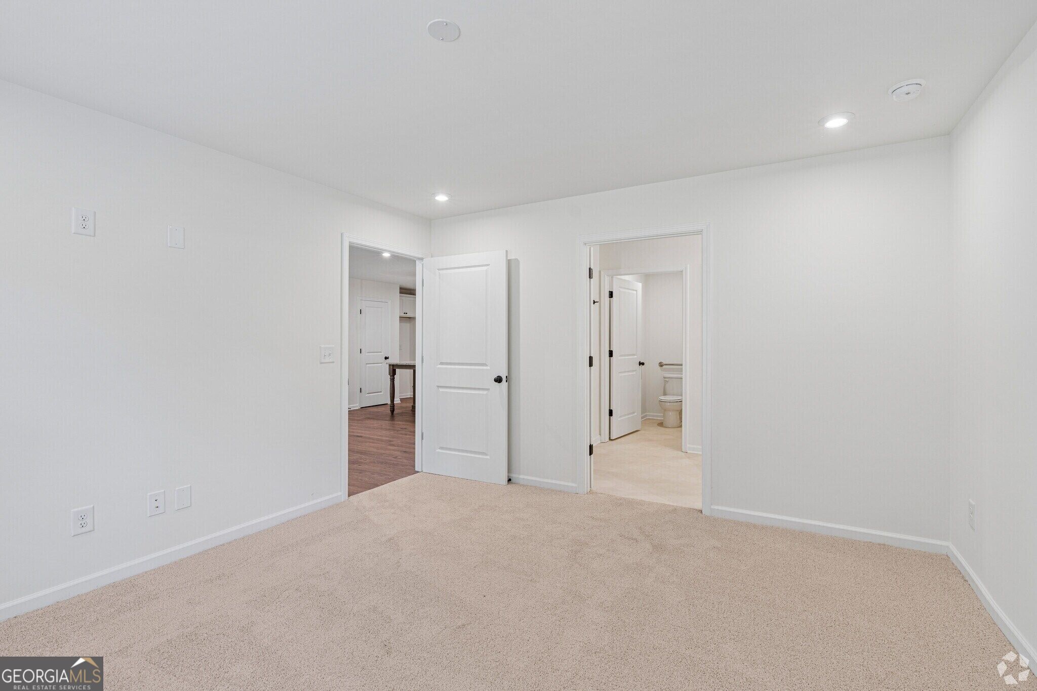 42 Silver Leaf Lane # 6 Property Photo 6