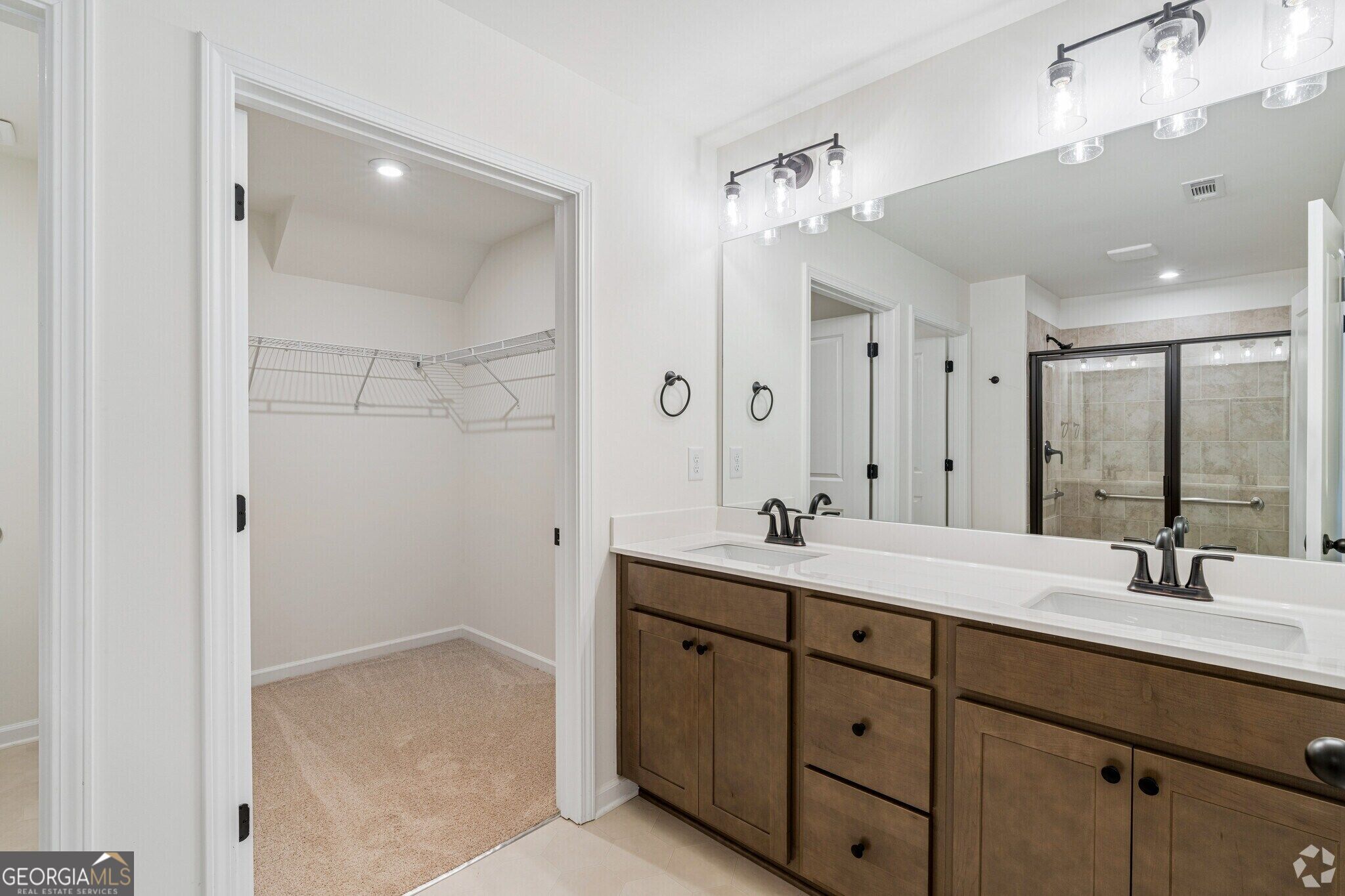 42 Silver Leaf Lane # 6 Property Photo 8
