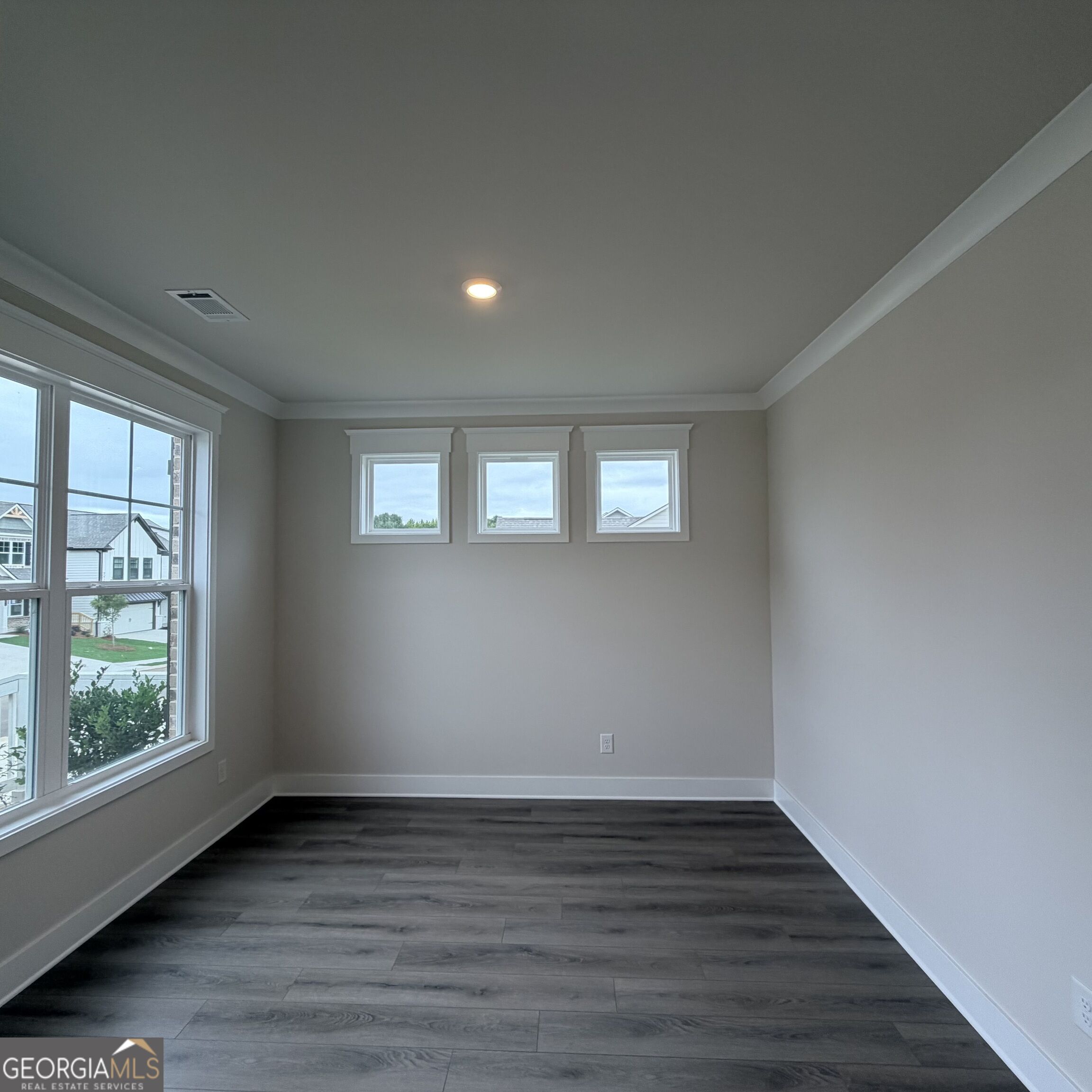 33 Chickadee Court Property Photo 3