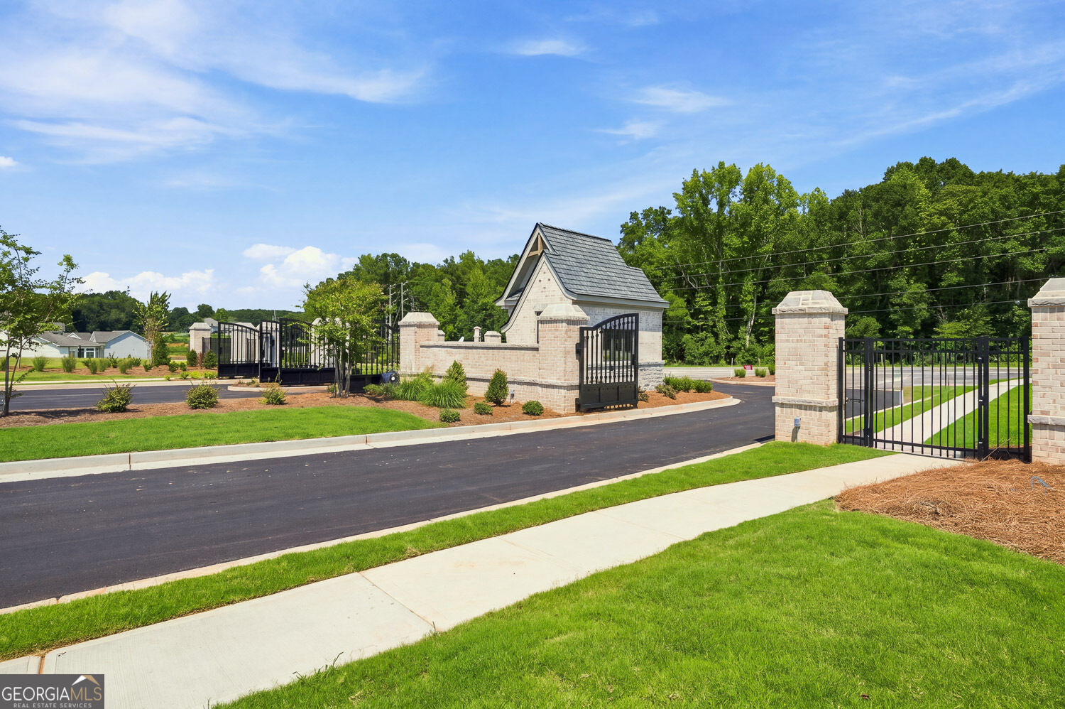 33 Chickadee Court Property Photo 38