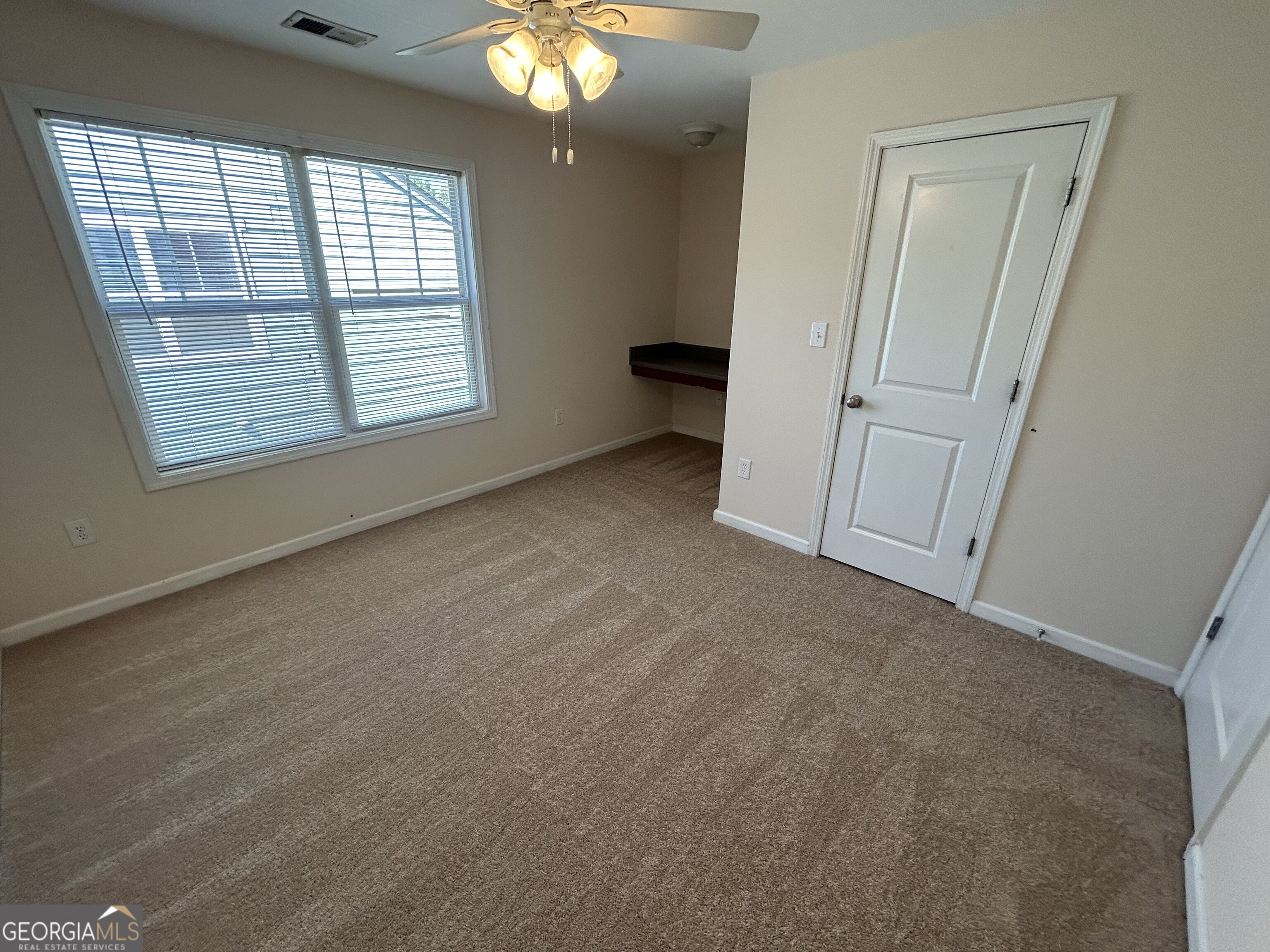 2060 Lakeside Drive Property Photo 19