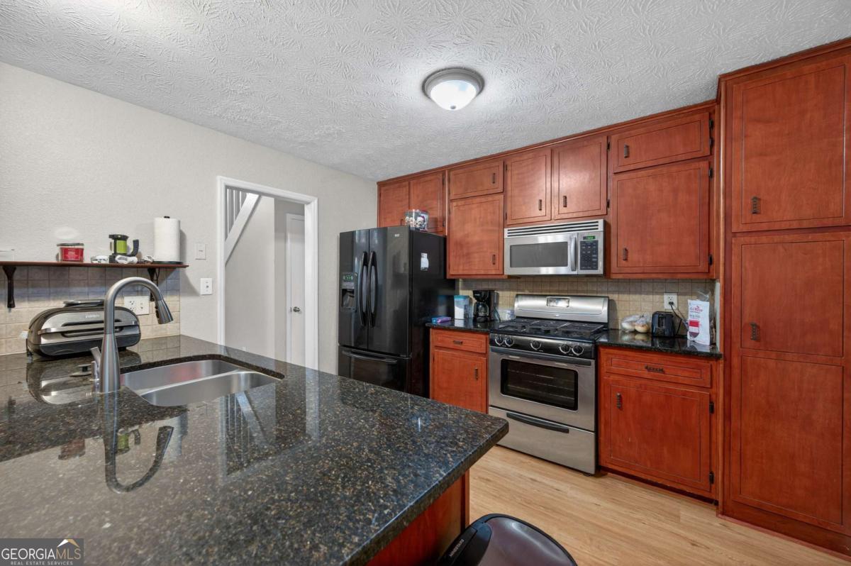 1131 Bailing Drive Property Photo 11