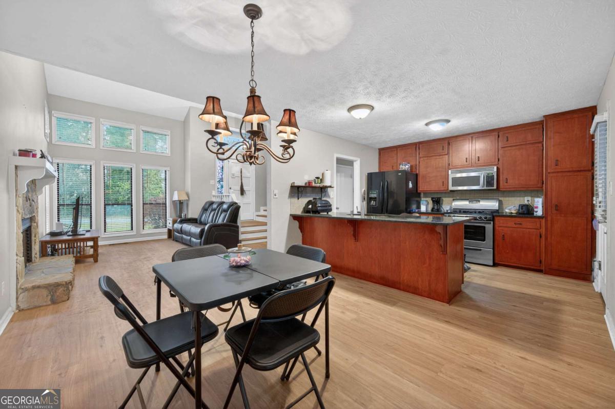 1131 Bailing Drive Property Photo 14