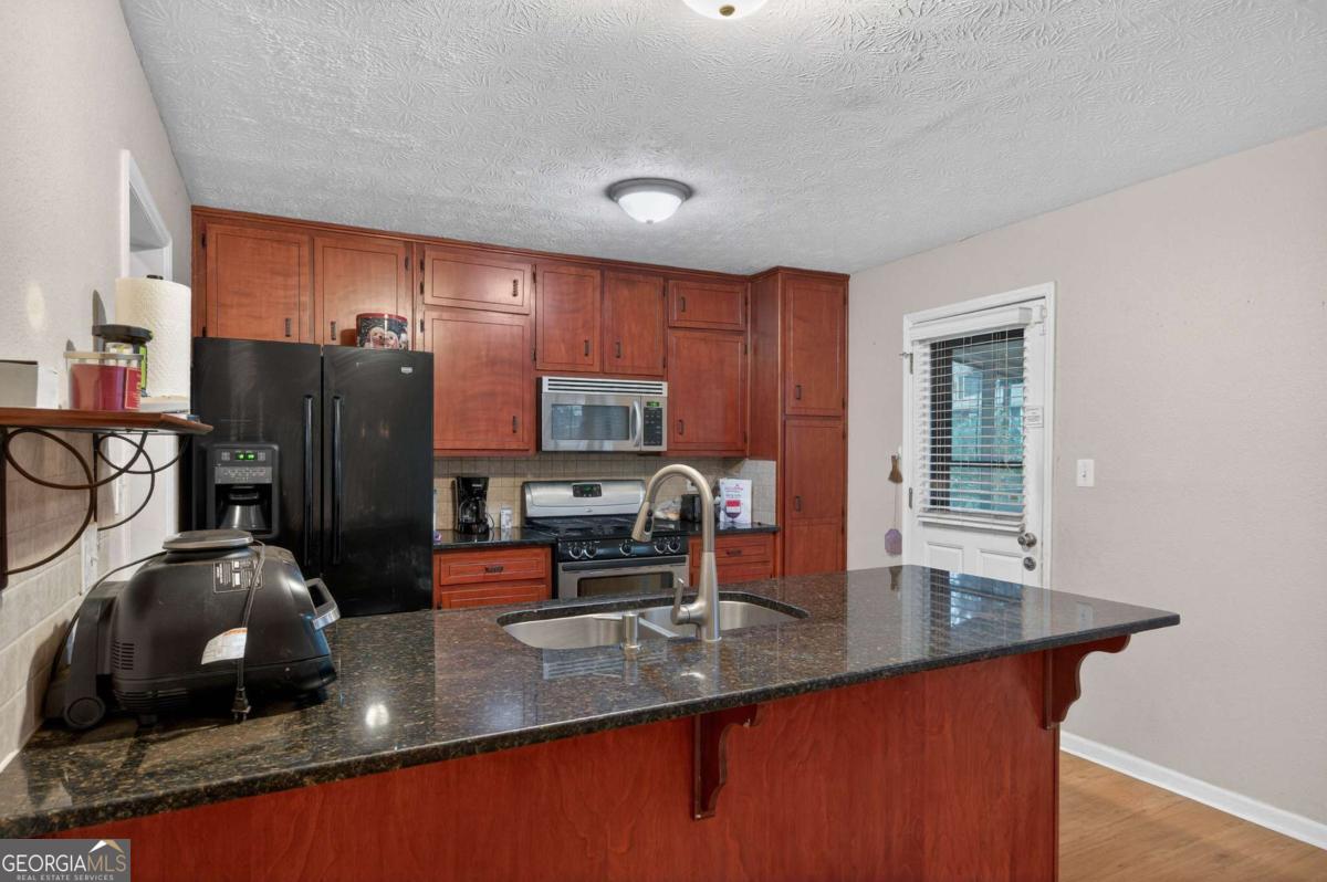 1131 Bailing Drive Property Photo 15