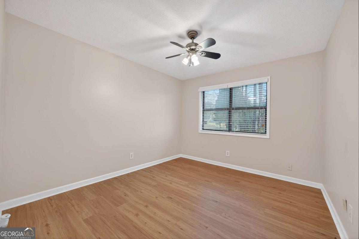 1131 Bailing Drive Property Photo 21