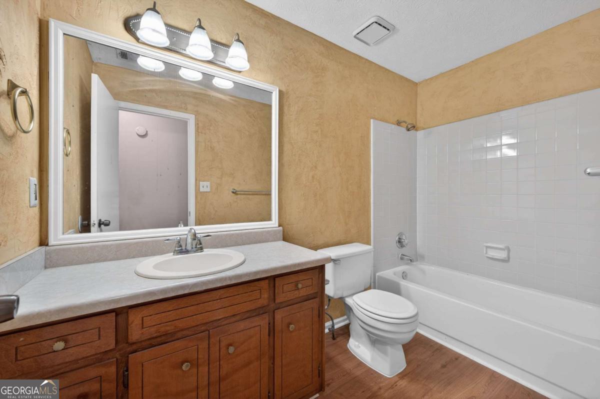 1131 Bailing Drive Property Photo 22