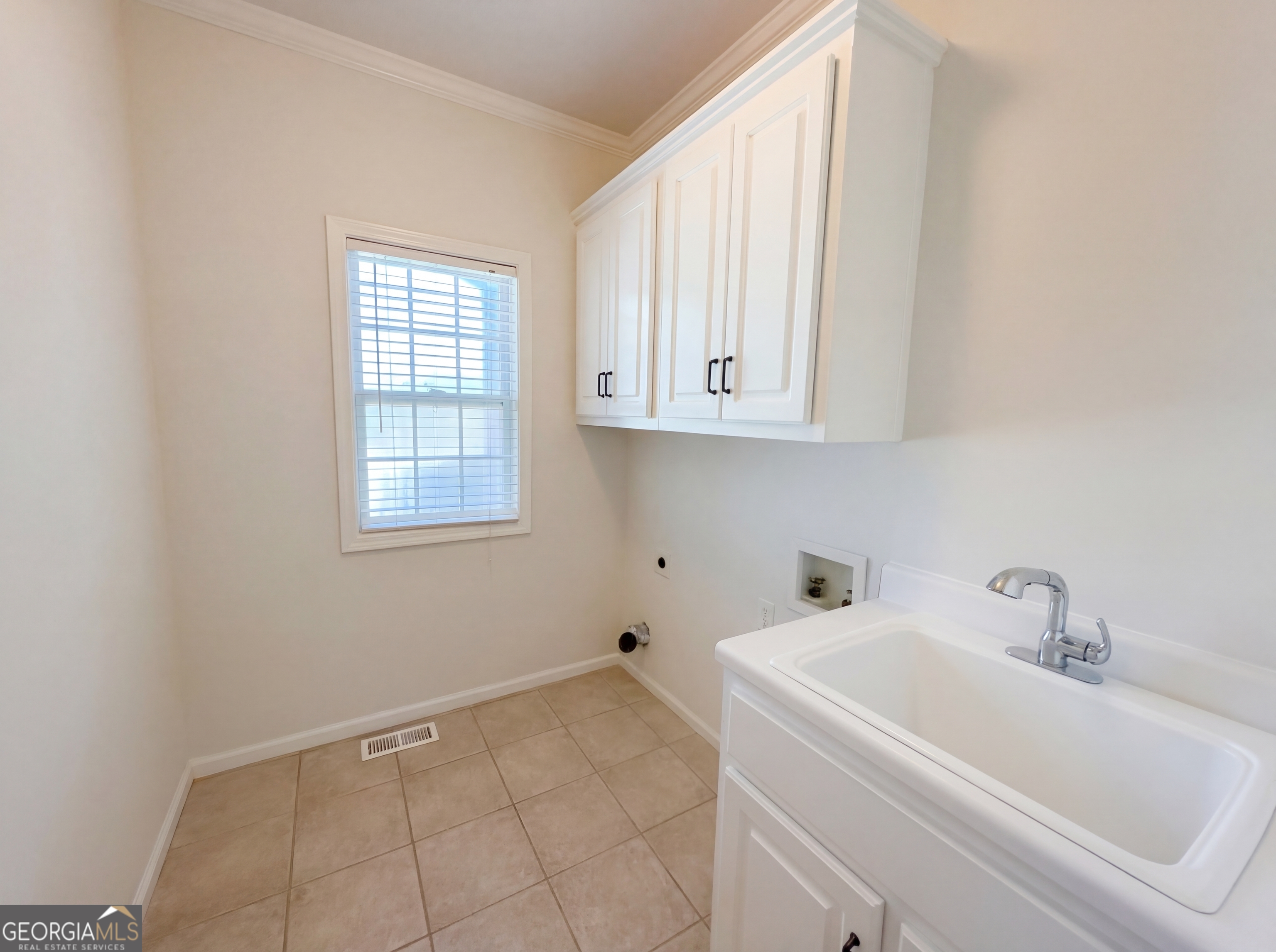 1225 Ewing Ives Drive Property Photo 24