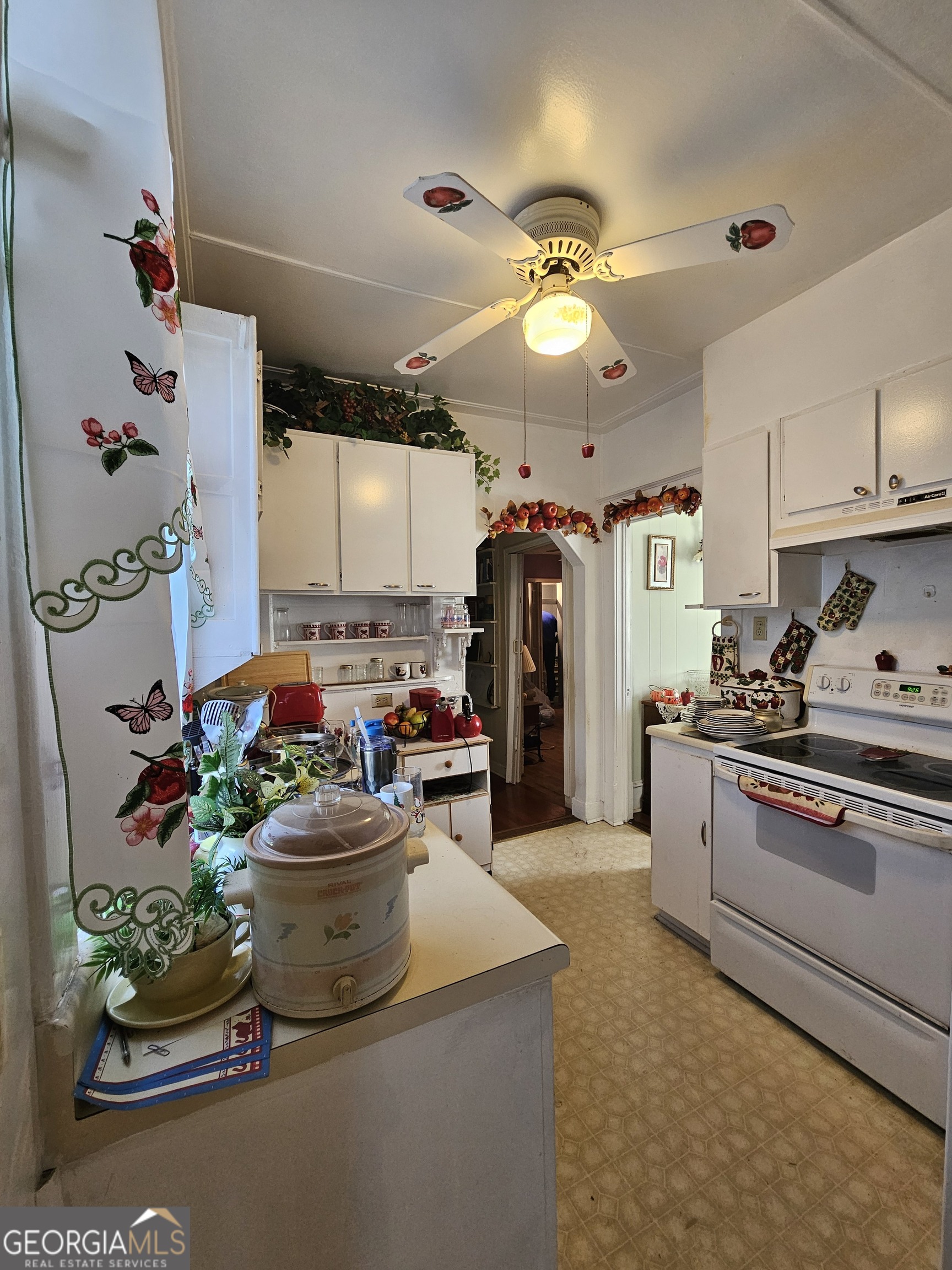 906 E 38th Street Property Photo 20