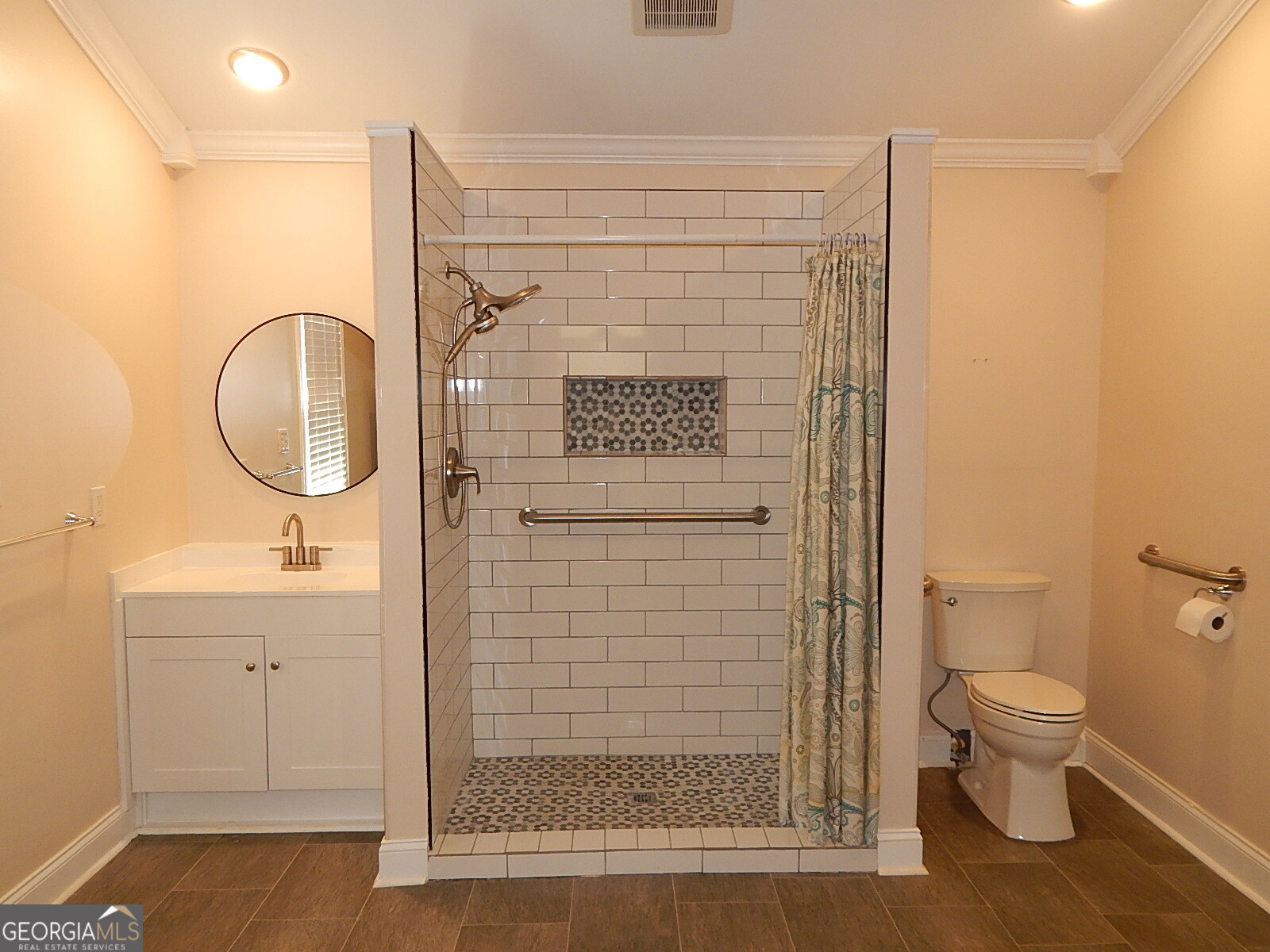 201 Vinson Street Property Photo 16