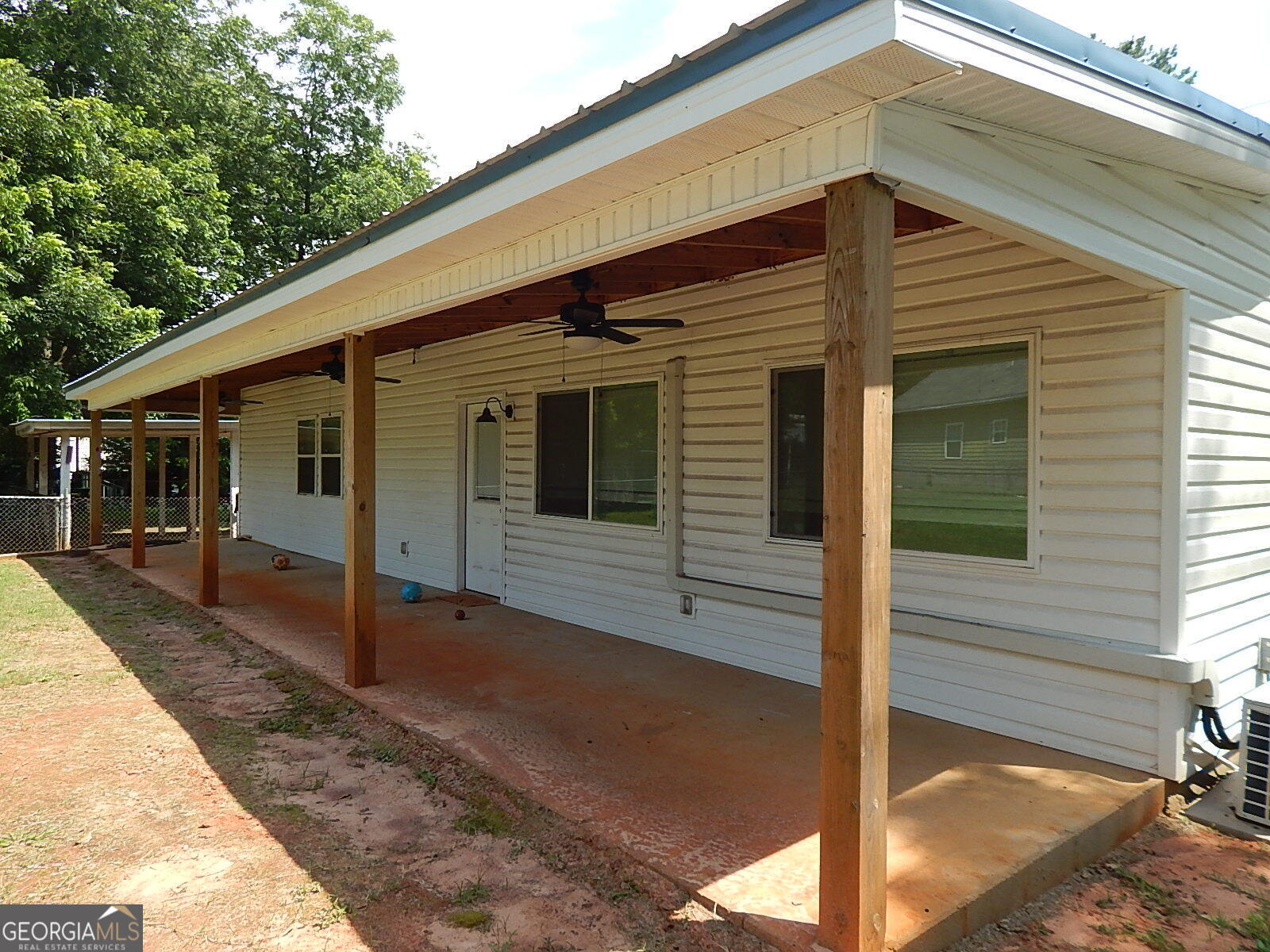 201 Vinson Street Property Photo 23