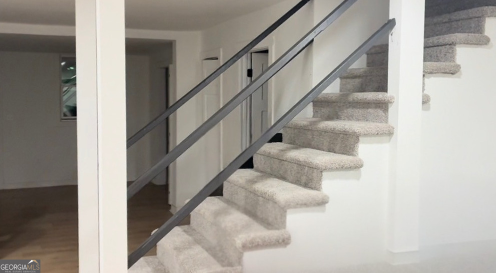 5310 Lyndale Circle Property Photo 3