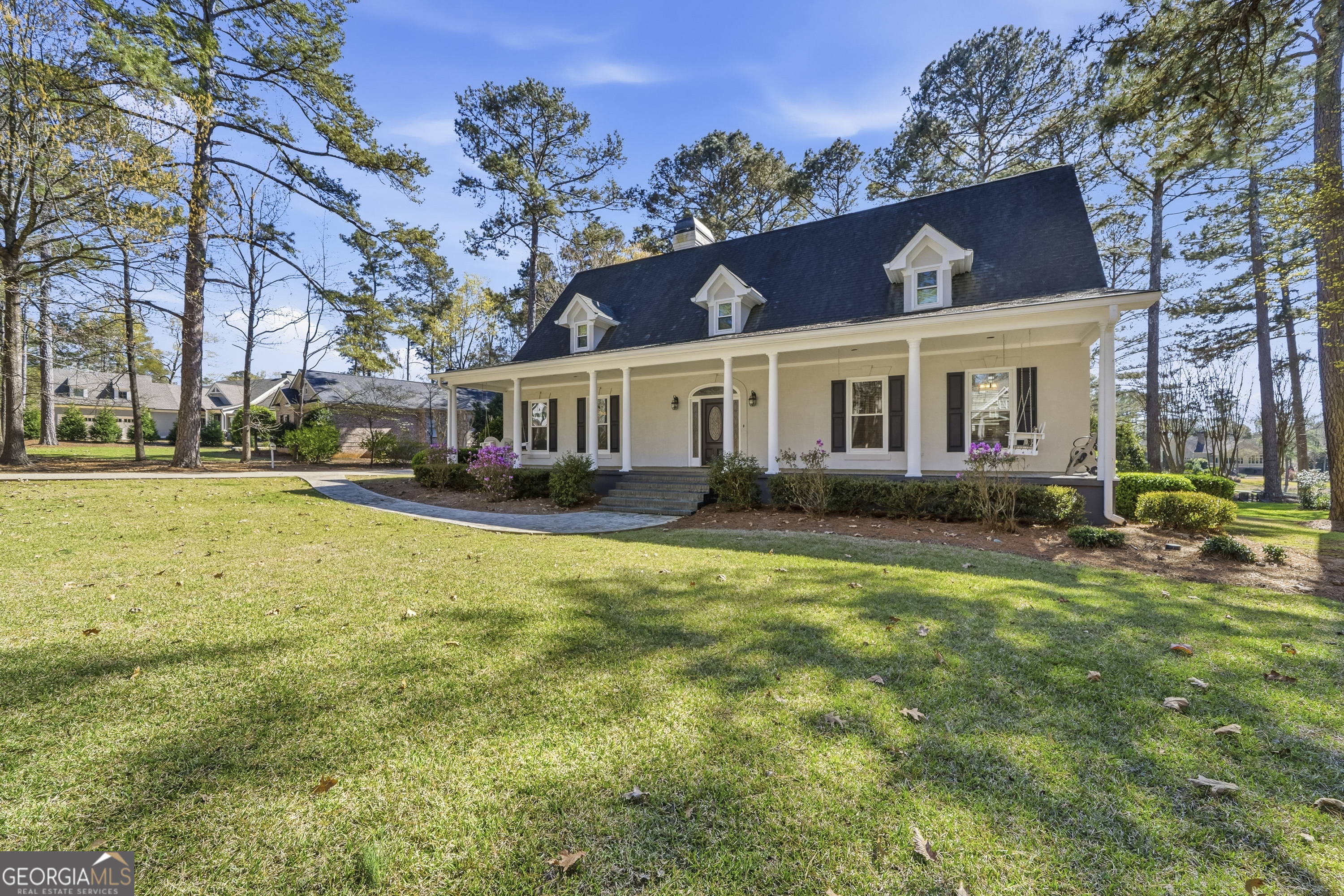 1811 Snug Harbor Drive Property Photo 1