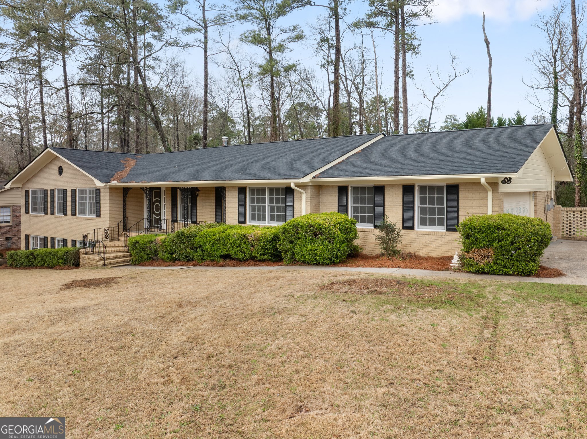 4637 S Beechwood Drive Property Photo 1