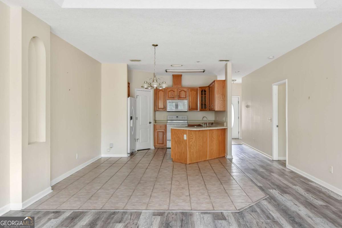 322 Stone Mill Drive Property Photo 10