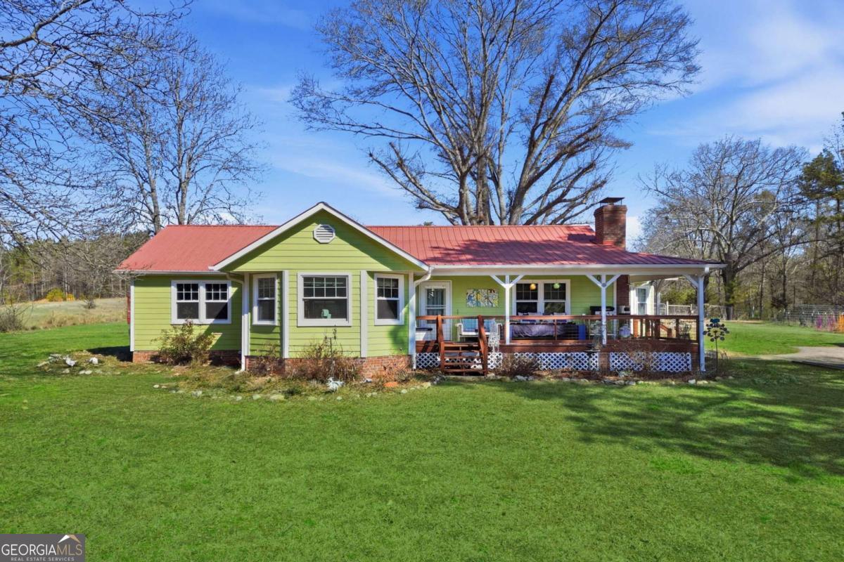 214 Horseshoe Circle Property Photo 1