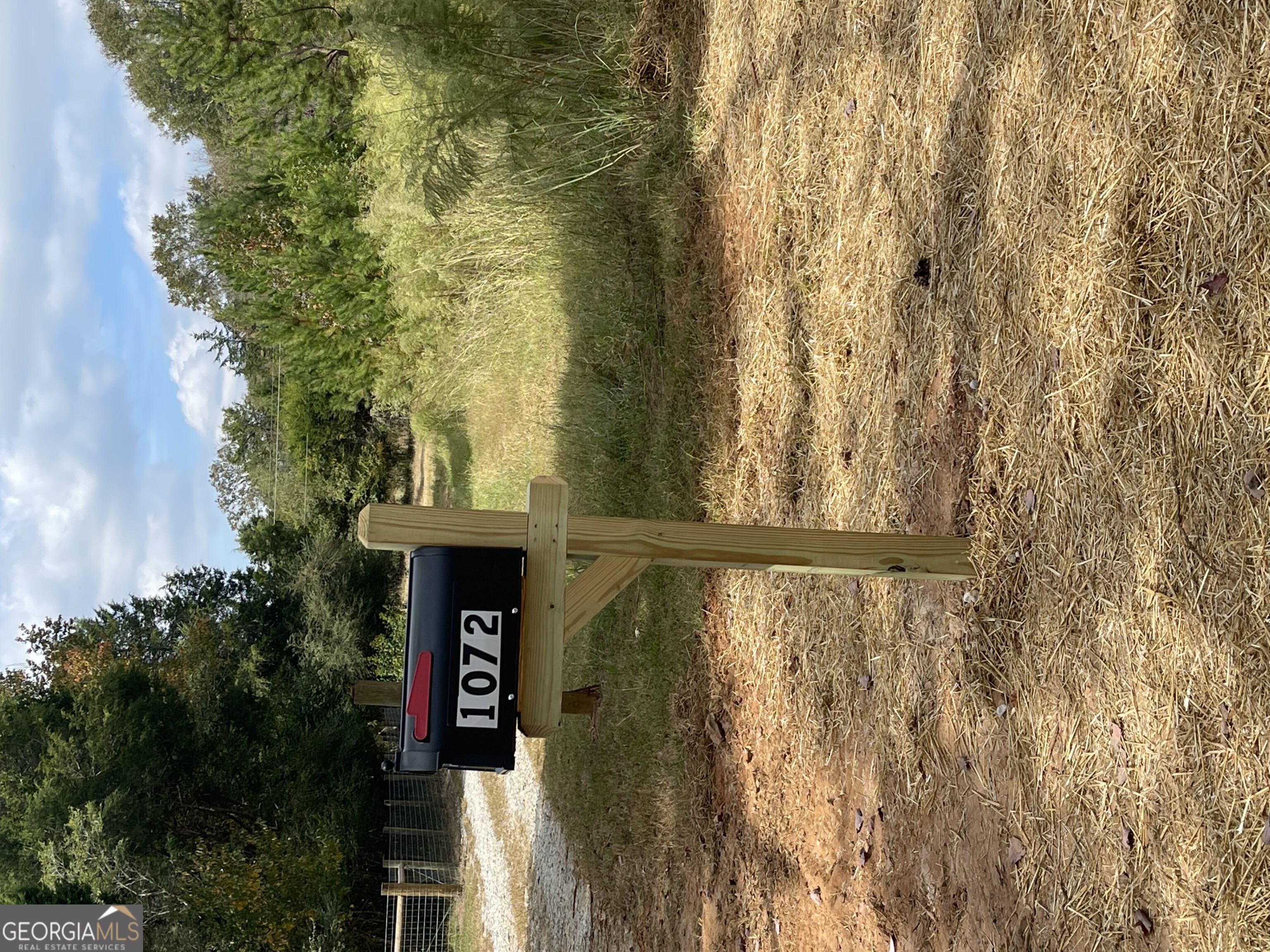 1072 Ford Road Property Photo 4