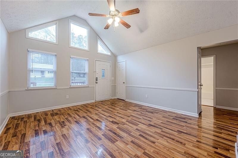 549 Pineland Circle Sw Property Photo 7