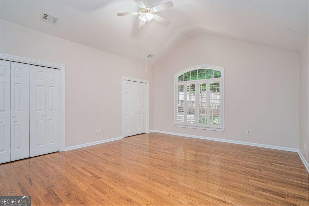 5003 Village Terrace Drive Property Photo 20