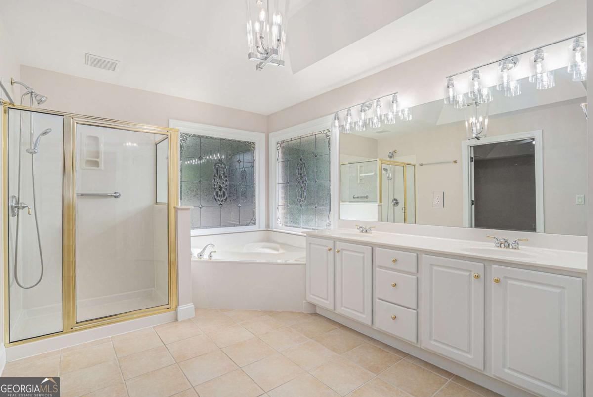5003 Village Terrace Drive Property Photo 27