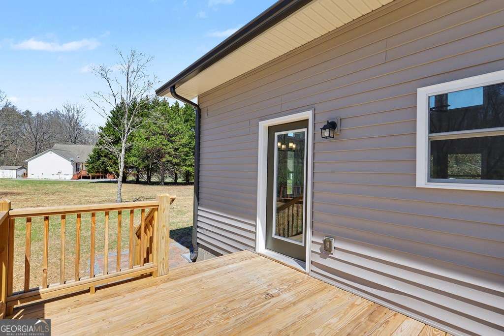 195 Rivers Edge Drive Property Photo 17