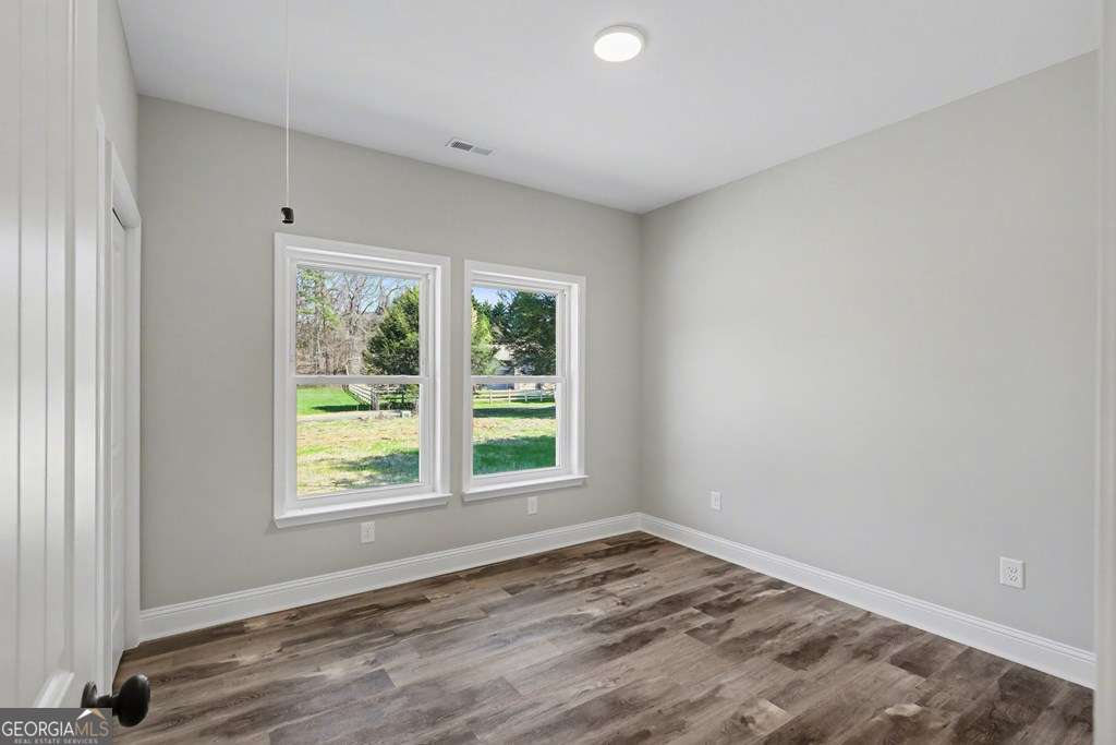 195 Rivers Edge Drive Property Photo 28