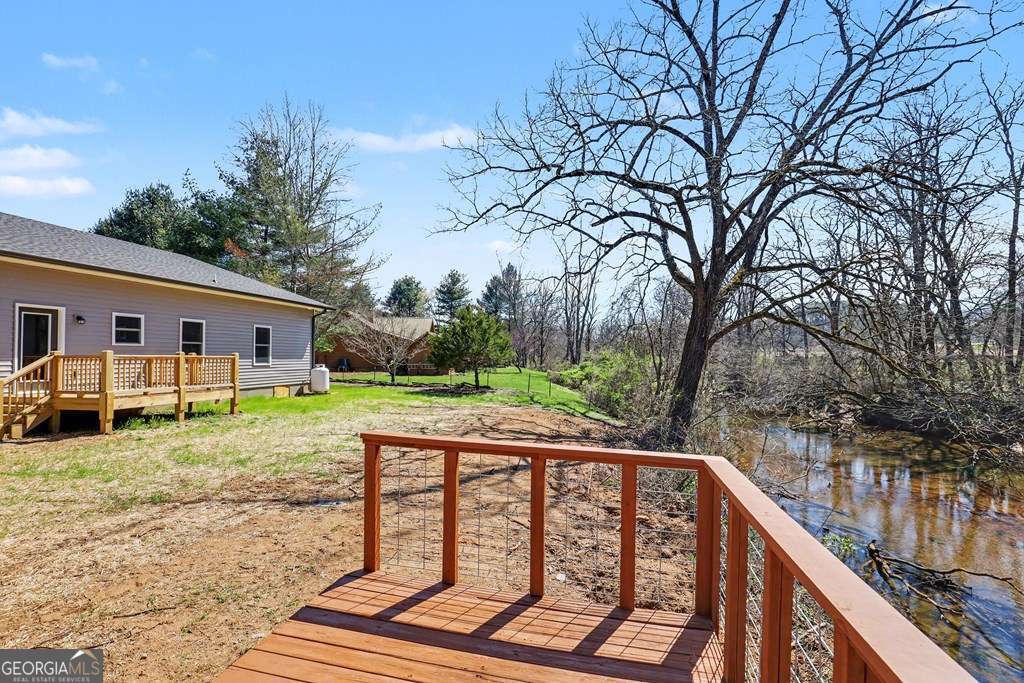 195 Rivers Edge Drive Property Photo 37