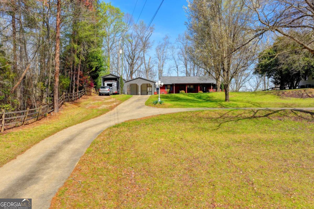 3081 Simpson Park Road Property Photo 1