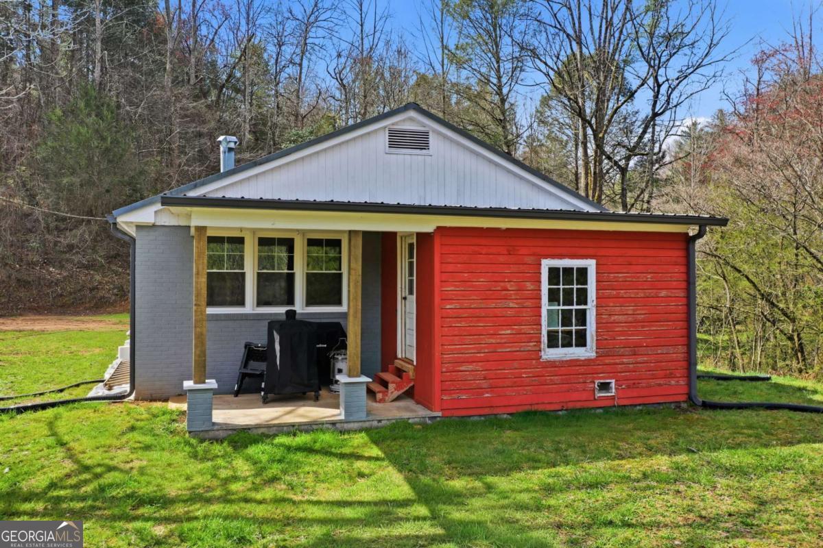 229 Seth Hyatt Road Property Photo 1
