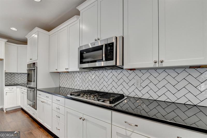 4419 Sierra Creek Drive Property Photo 8